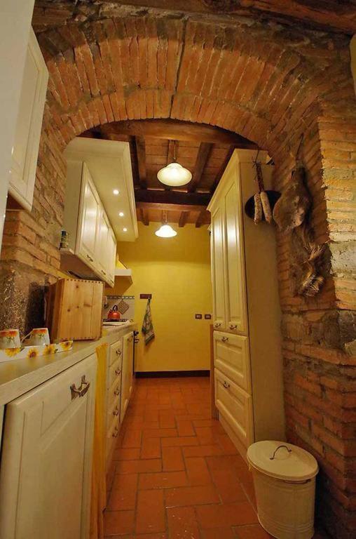 Cottage Le Ginestre Con Piscina In Val D'Orcia Radicofani Luaran gambar